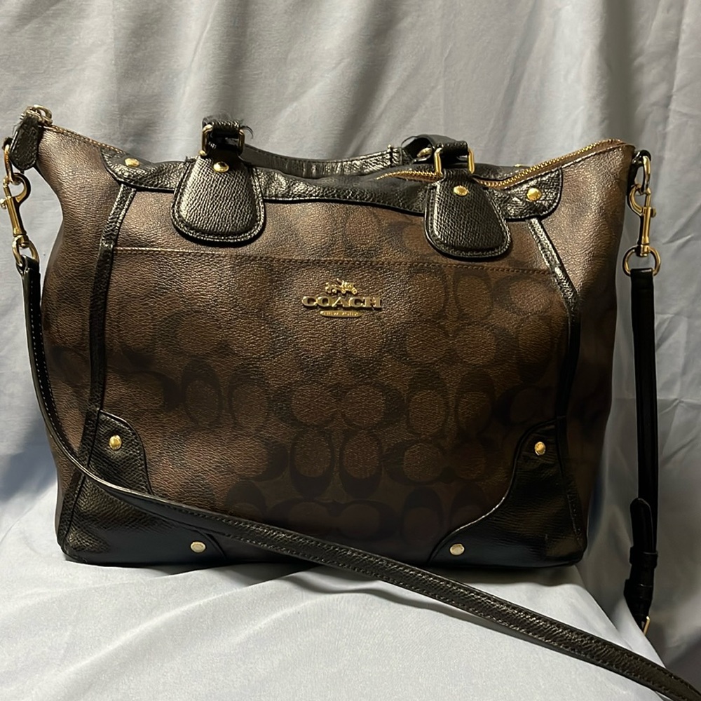 Coach purse and wallet